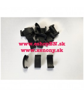 Oceľové sponky na uchytenie čírych plastov krytov svetiel. Spona na svetlo. Predný kryt svetla.